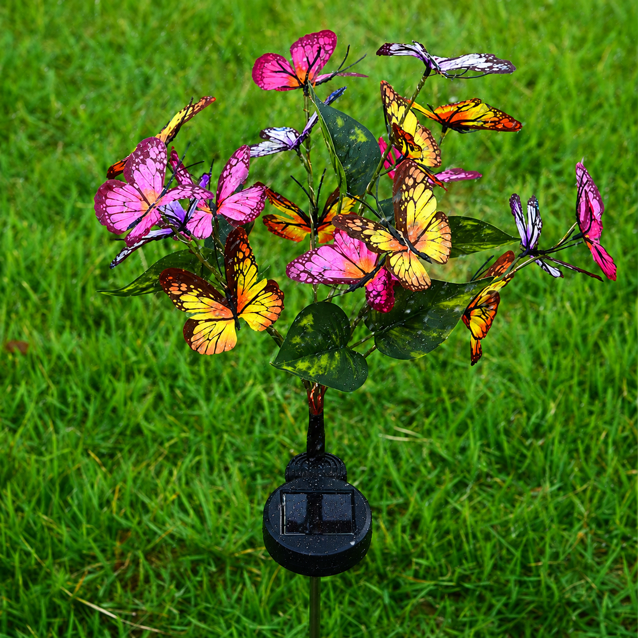 Solar Butterfly Garden Light – Floris