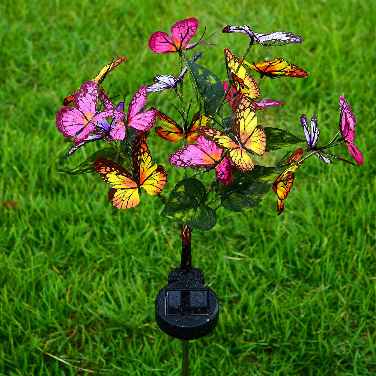 Solar Butterfly Garden Light – Floris