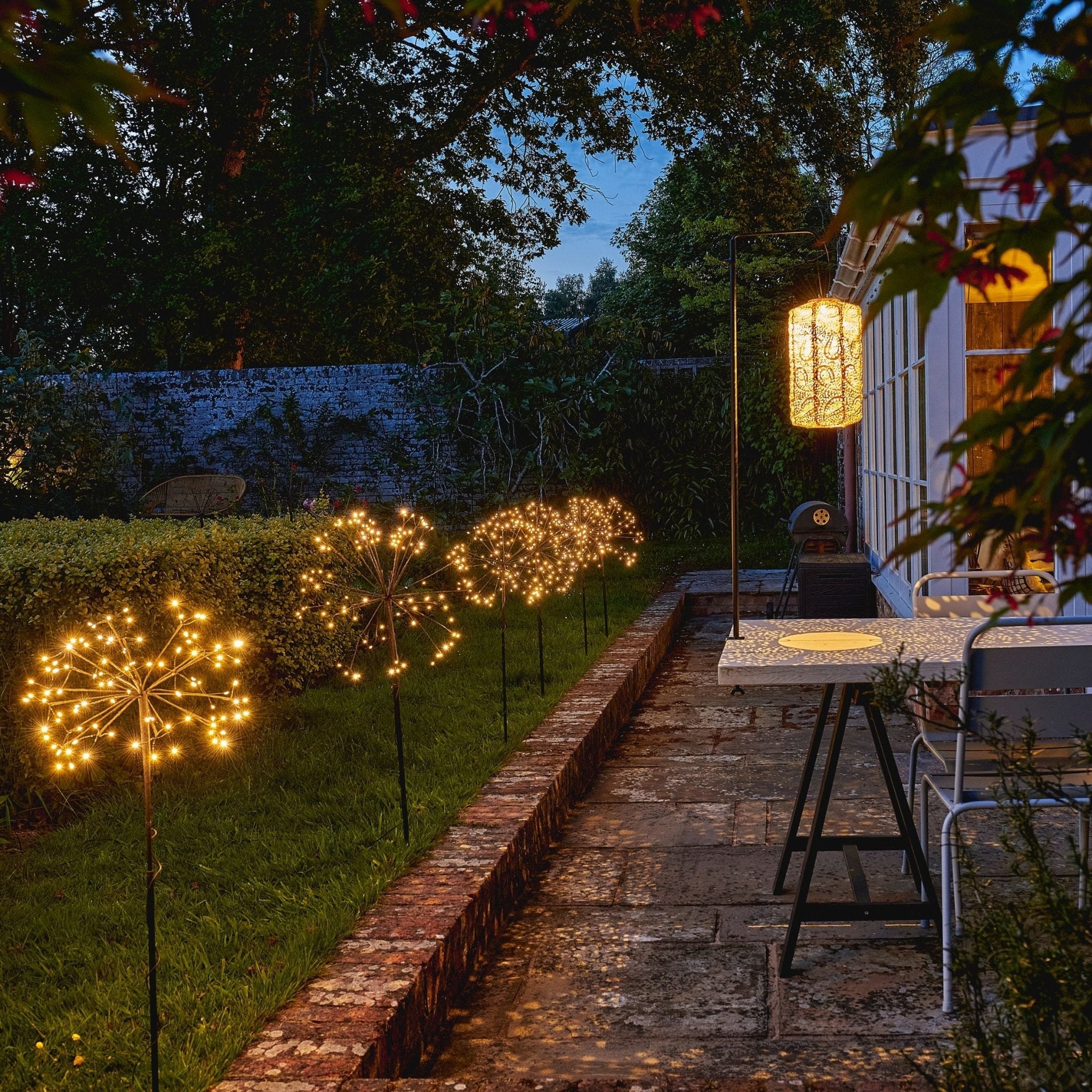 Dandelion Solar Garden Light – Aurelis