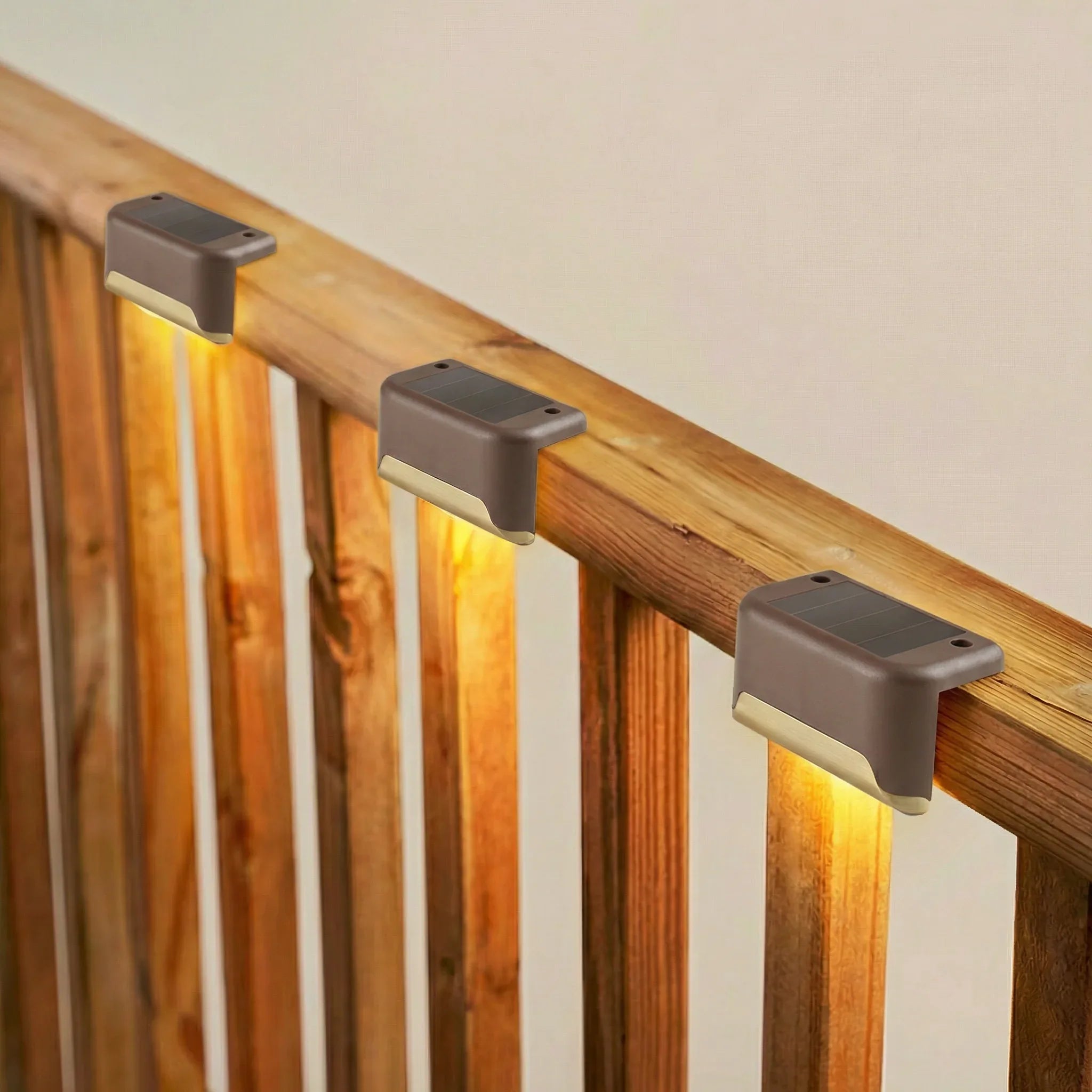 Solar Deck Light – Orin